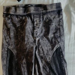 Fashion nova jegging